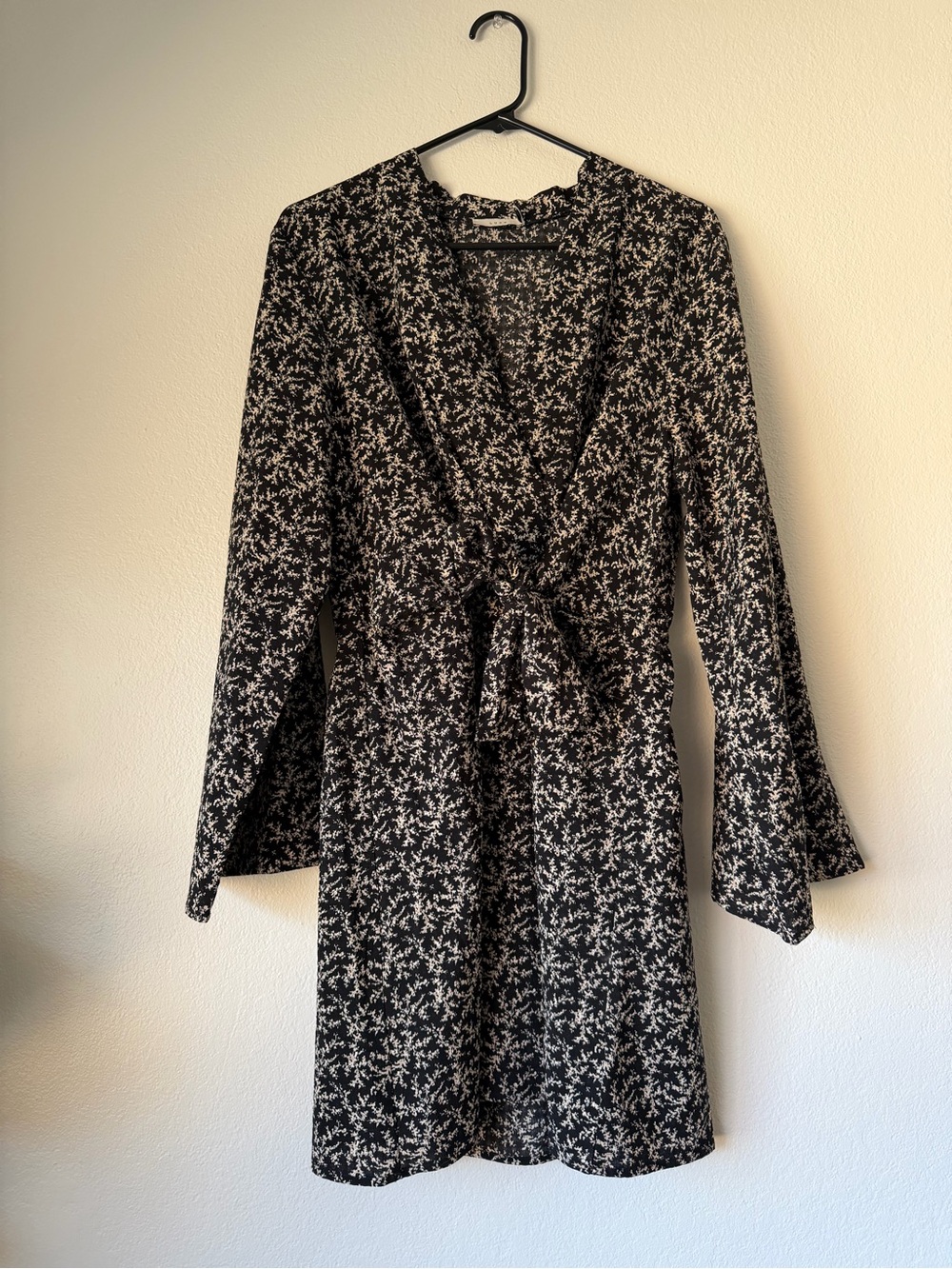 Lush Black & Cream Floral Tie-Waist Long Sleeve Dress